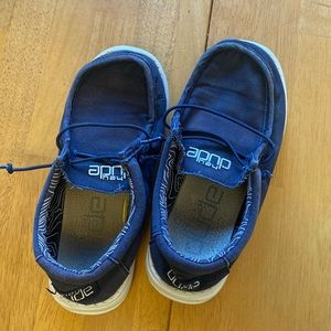 Boys Hey Dude Navy shoes size 1